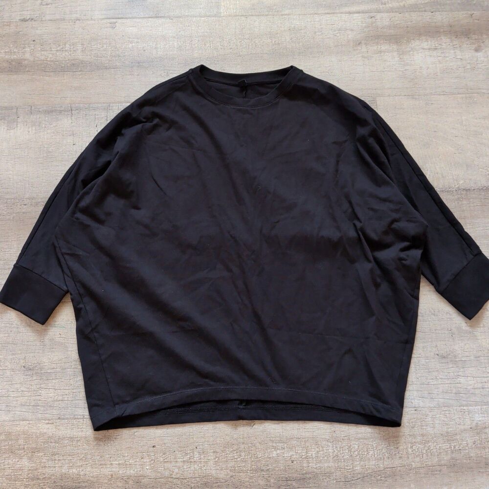 Uniqlo Black Batwing 3/4 Sleeve Top Womens Size S Casual Oversized NWOT